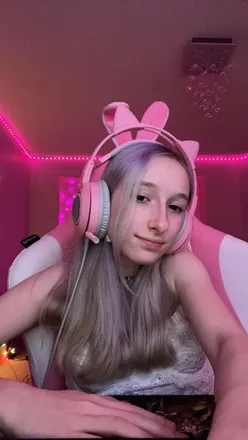 OnlyFans cuenta saberkitty header 2