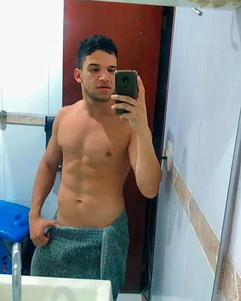 OnlyFans cuenta bryan_jr22 header 2