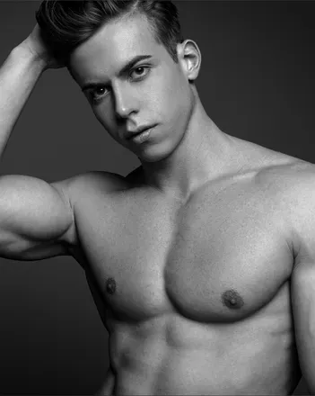 OnlyFans account  ilya.model avatar 1