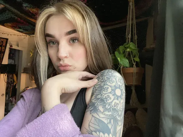 OnlyFans cuenta bbycharlielin avatar 1