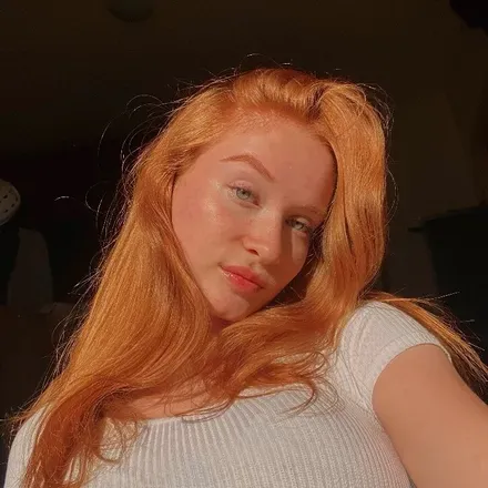 OnlyFans cuenta laurinkaa_18 header 2