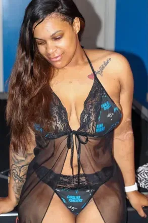 OnlyFans account  u97352633 avatar 1