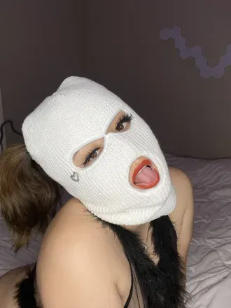 OnlyFans cuenta karilii avatar 1
