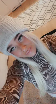 OnlyFans of sofiaaa.aa