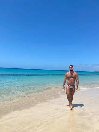 OnlyFans account  ptravelingmast header 2