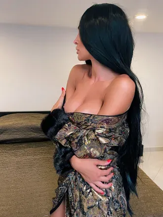 OnlyFans cuenta bellebuo header 2