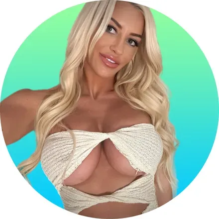 OnlyFans account  adayinsienna avatar 1