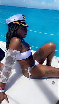 OnlyFans cuenta mermaidstreasure header 2