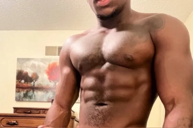 OnlyFans cuenta tattedguytrey header 2
