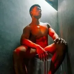 OnlyFans cuenta superhomme avatar 1