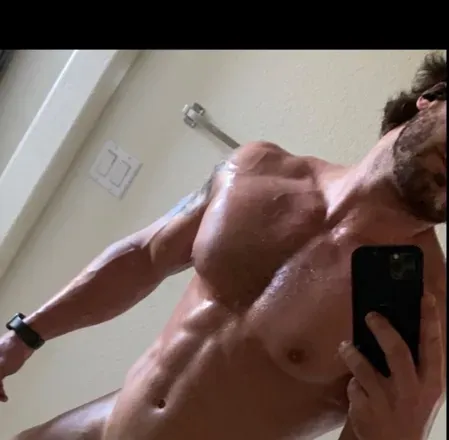 OnlyFans account  trybiguy avatar 1
