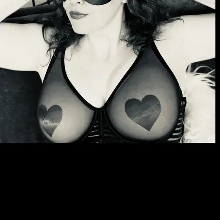 OnlyFans cuenta ginger.kissed header 2