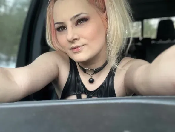 OnlyFans cuenta smashingpeaches avatar 1