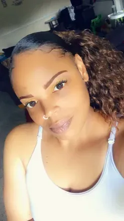 OnlyFans cuenta shyrea header 2
