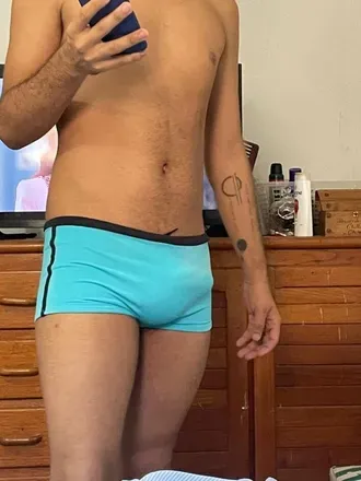 OnlyFans cuenta novinho_ls20cm header 2