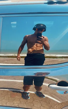 OnlyFans cuenta oliveiraparker header 2