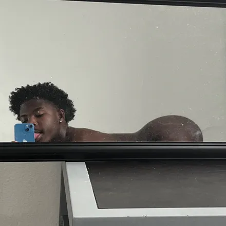 OnlyFans cuenta idolizetray header 2