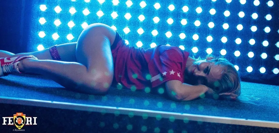 OnlyFans cuenta ksenmo.twerk header 2
