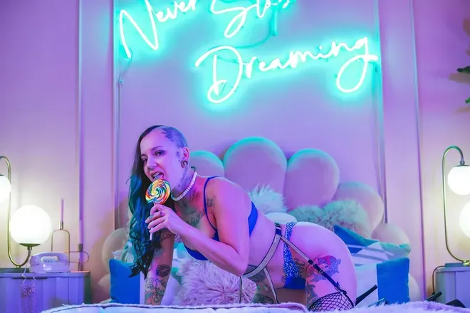 OnlyFans cuenta tattooedloma87 header 2