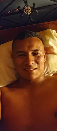 OnlyFans cuenta suarezgiraldo77 header 2