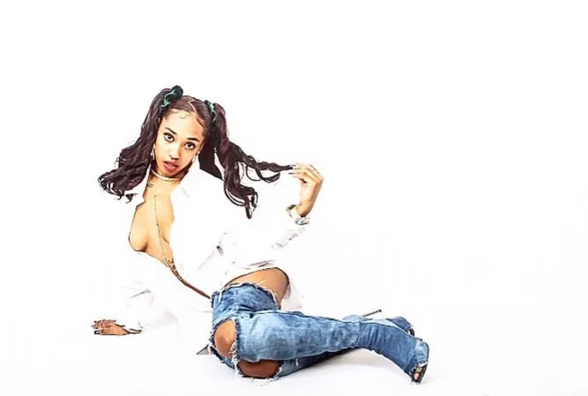 OnlyFans cuenta intellectualbeauty header 2