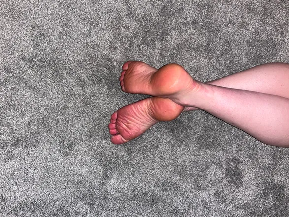 OnlyFans cuenta footfetishfiona21 header 2