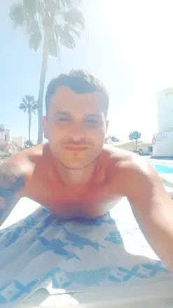 OnlyFans cuenta glasboy04 avatar 1