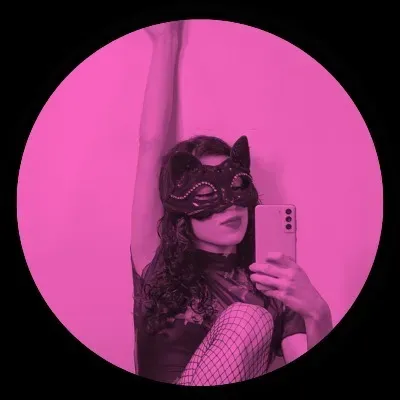 OnlyFans cuenta luxiduxi avatar 1