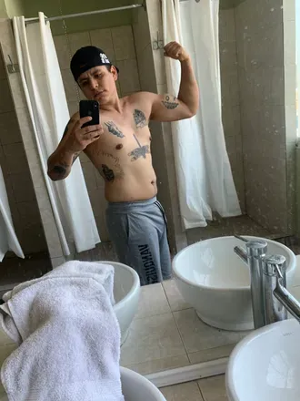 OnlyFans cuenta elloko95 avatar 1