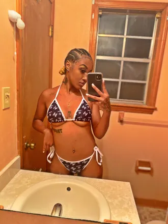 OnlyFans cuenta therealbarbie251 header 2