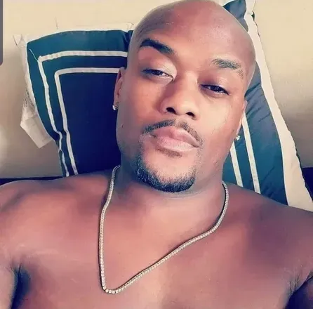 OnlyFans cuenta prettyboy773 avatar 1