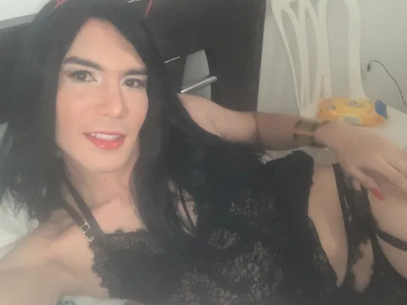 OnlyFans account  andrecloset header 2