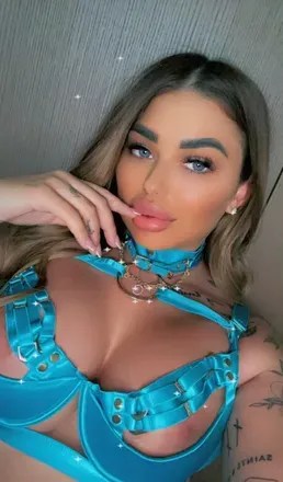 OnlyFans cuenta curvytattoedgoddess avatar 1