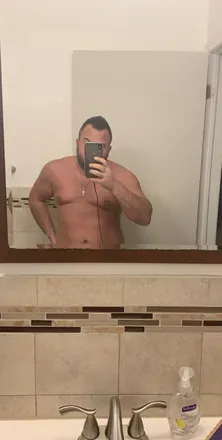 OnlyFans account  robertmaolis avatar 1