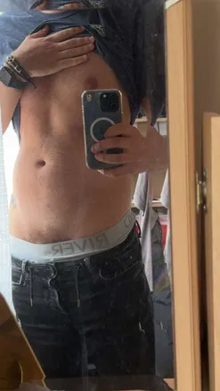 OnlyFans cuenta bottom4life header 2