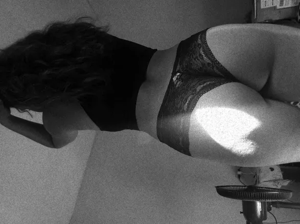 OnlyFans cuenta klerincardenas header 2