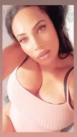 OnlyFans cuenta angellipzz avatar 1