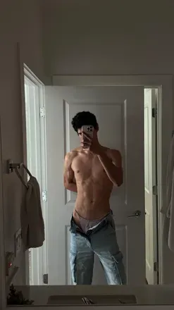 OnlyFans account  holyssaint avatar 1