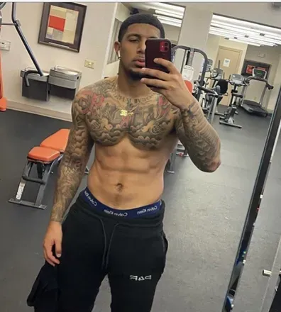OnlyFans account  yourfavoriteking avatar 1
