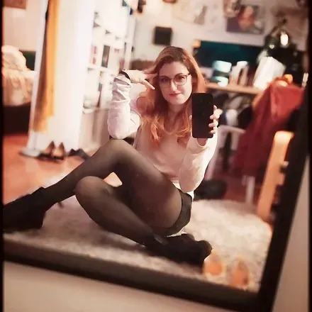 OnlyFans cuenta redhairwitch header 1