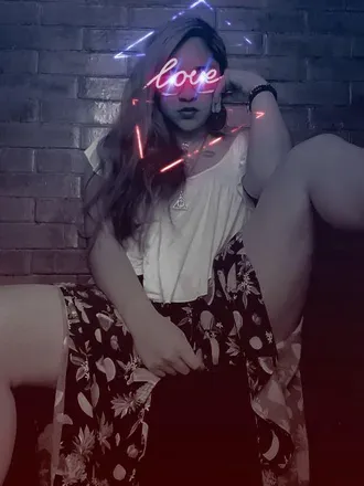 OnlyFans account  reina.onirica header 2