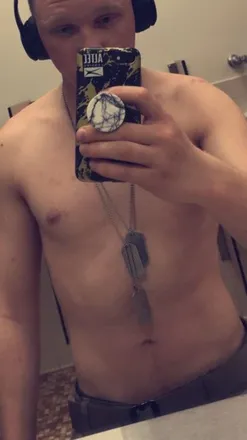 OnlyFans cuenta peoplecallmestahnke header 2