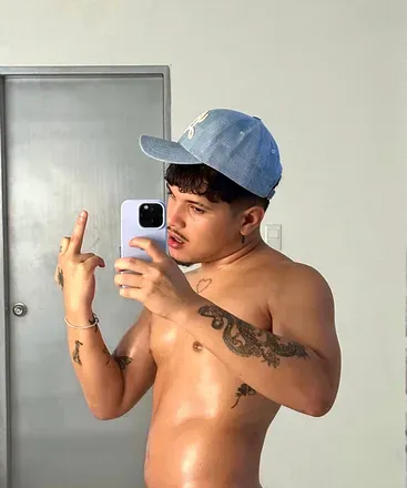 OnlyFans cuenta flamessleoo avatar 1
