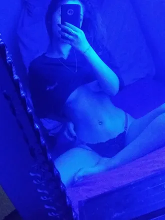 OnlyFans account  baddgirl00 header 2