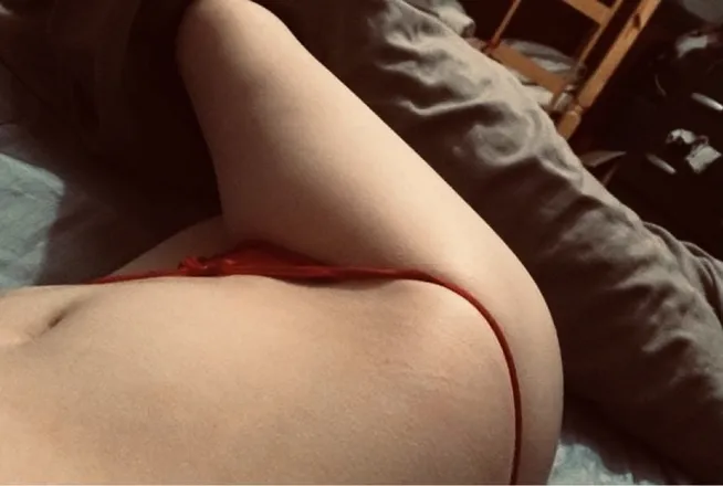 OnlyFans cuenta youngie610 header 2