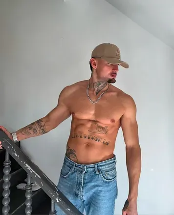 OnlyFans account  jowjey23 header 2