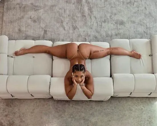 OnlyFans cuenta indiacanela23 header 2