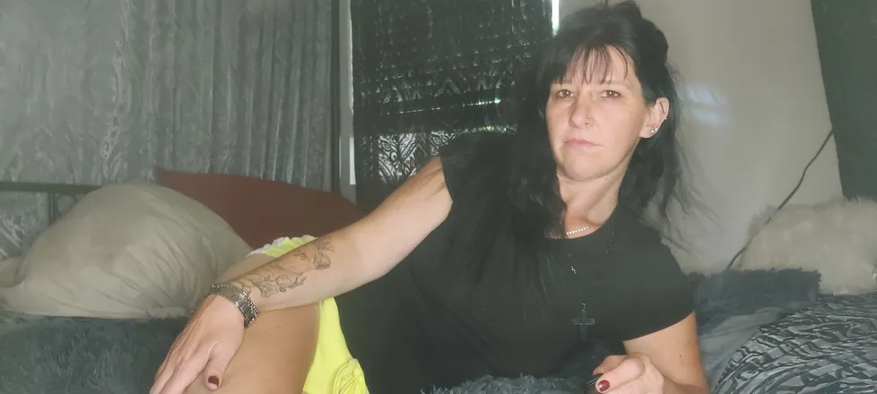 OnlyFans cuenta blubella143 header 2