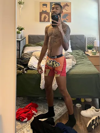 OnlyFans cuenta rahqwez header 2