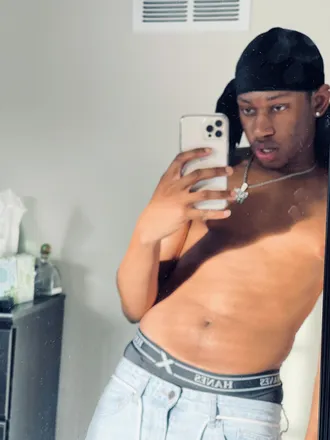OnlyFans cuenta starboi818 header 2